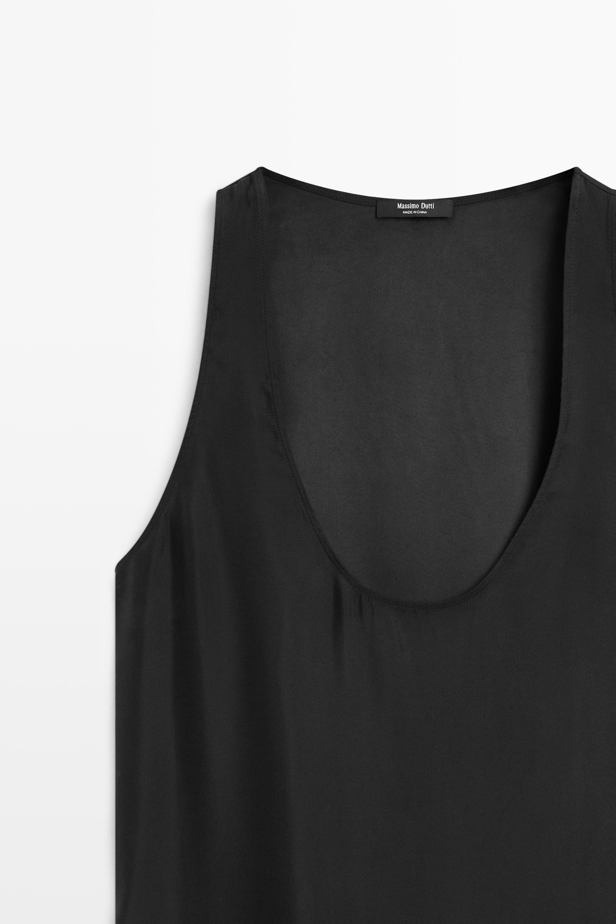 Flowing midi dress with round neckline